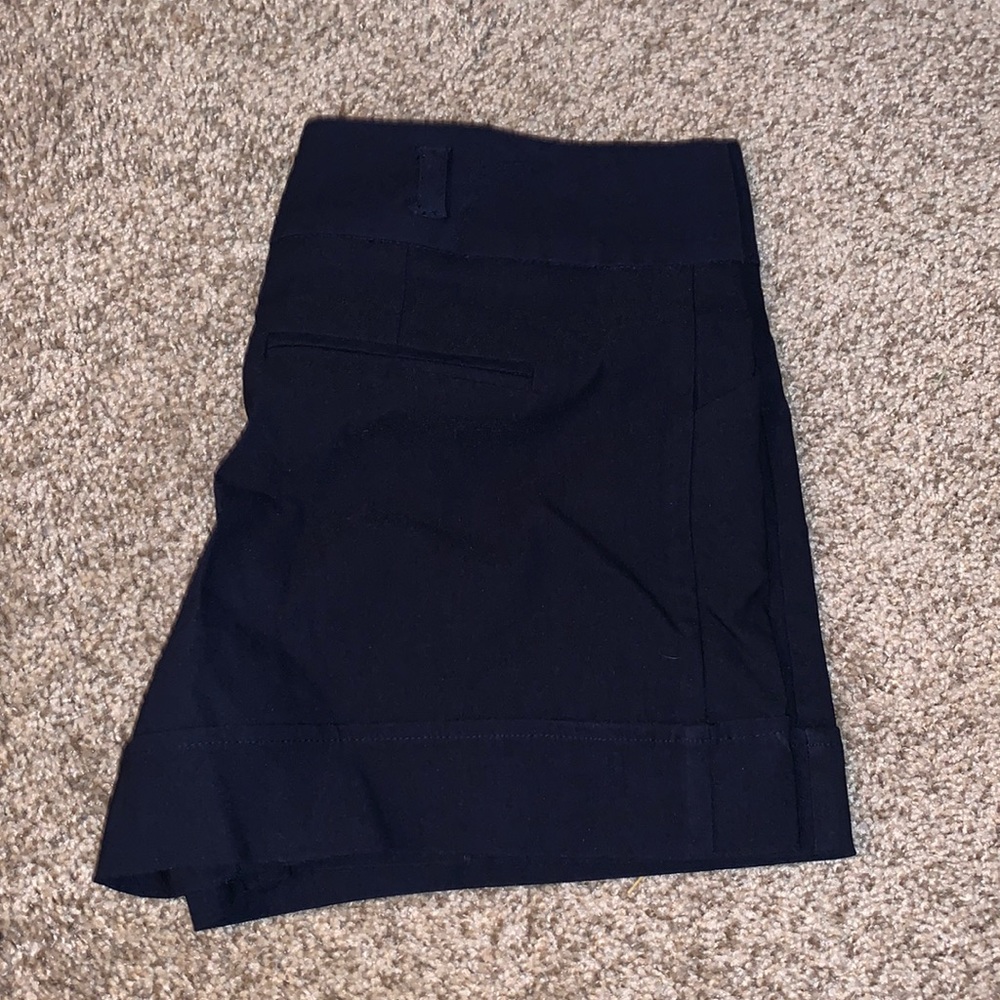Solid navy By & By size 5 shorts